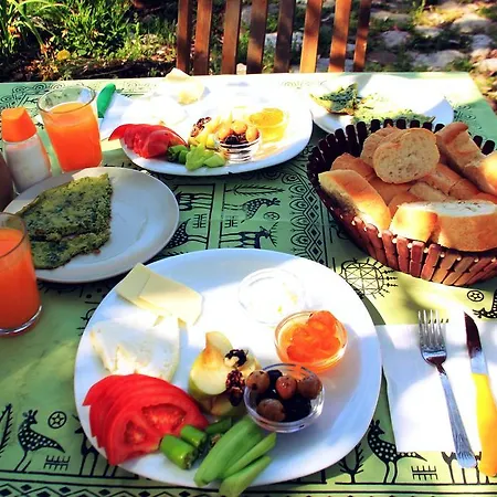 Nar Vendégház Olympos